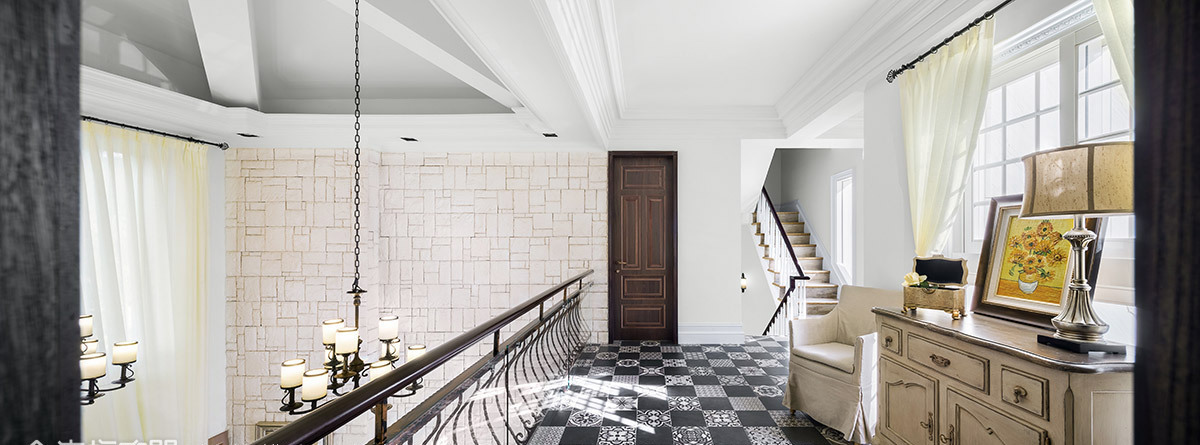 美式風(fēng)格二樓空間圖片