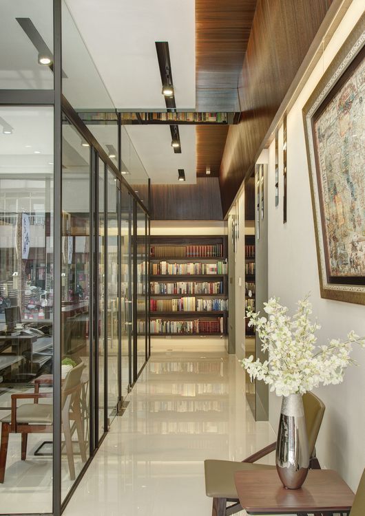 現(xiàn)代風(fēng)格廊道圖